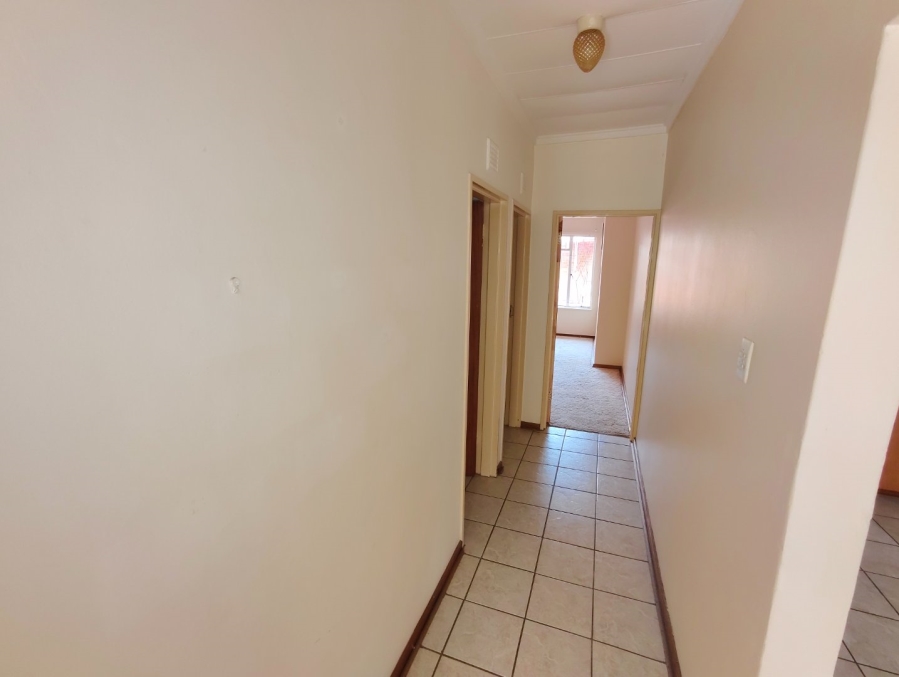 To Let 3 Bedroom Property for Rent in Pellissier Free State